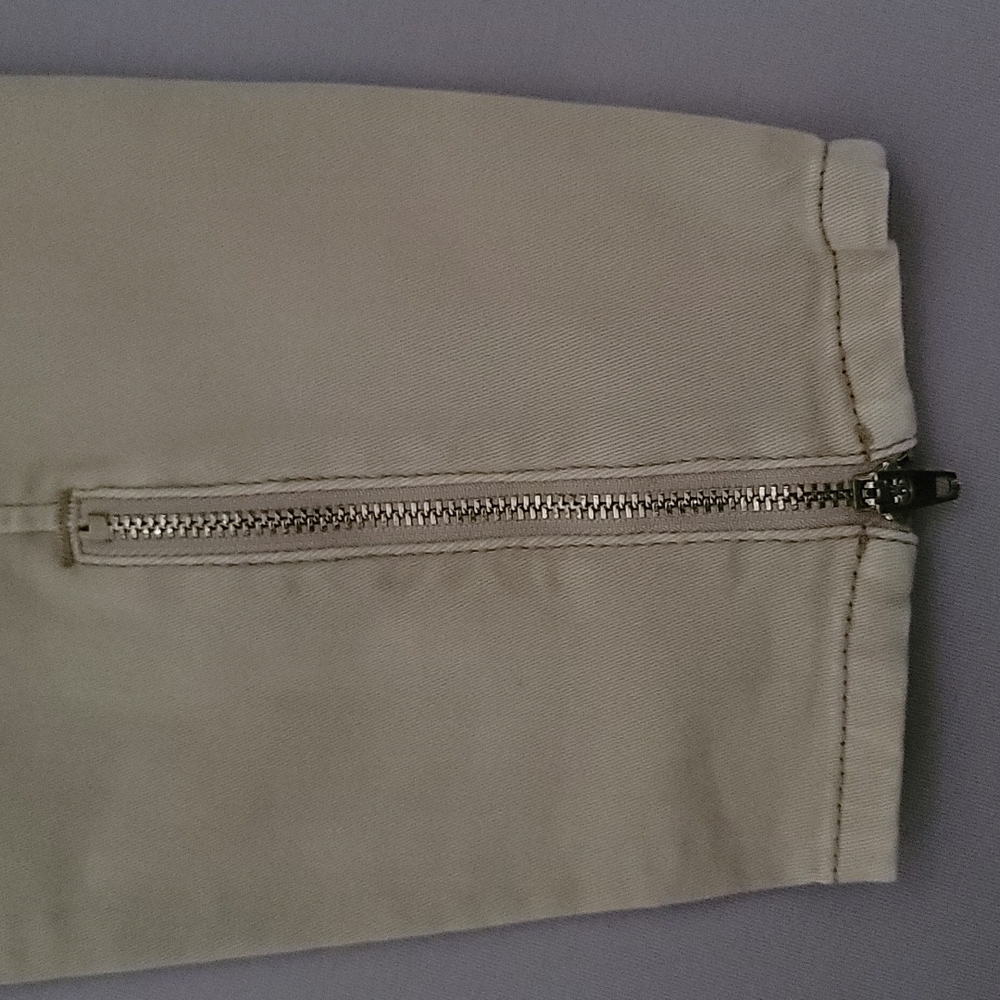 Pants - Picture 7 of 8